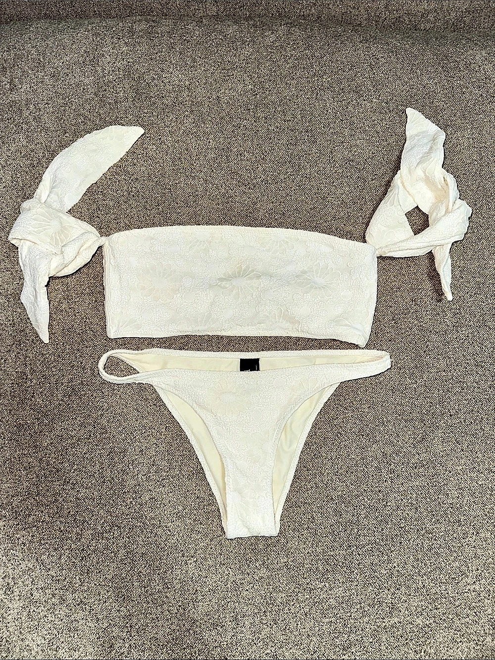 Triangl Floral Bandeau Bikini in White Size Medium Like New
